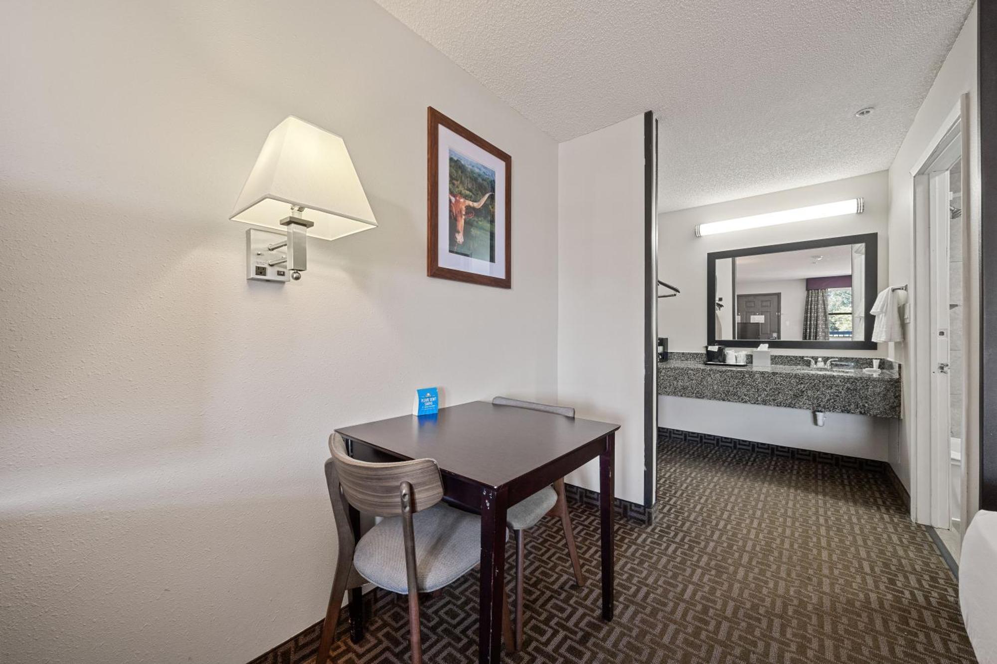 Days Inn By Wyndham Round Rock Εξωτερικό φωτογραφία