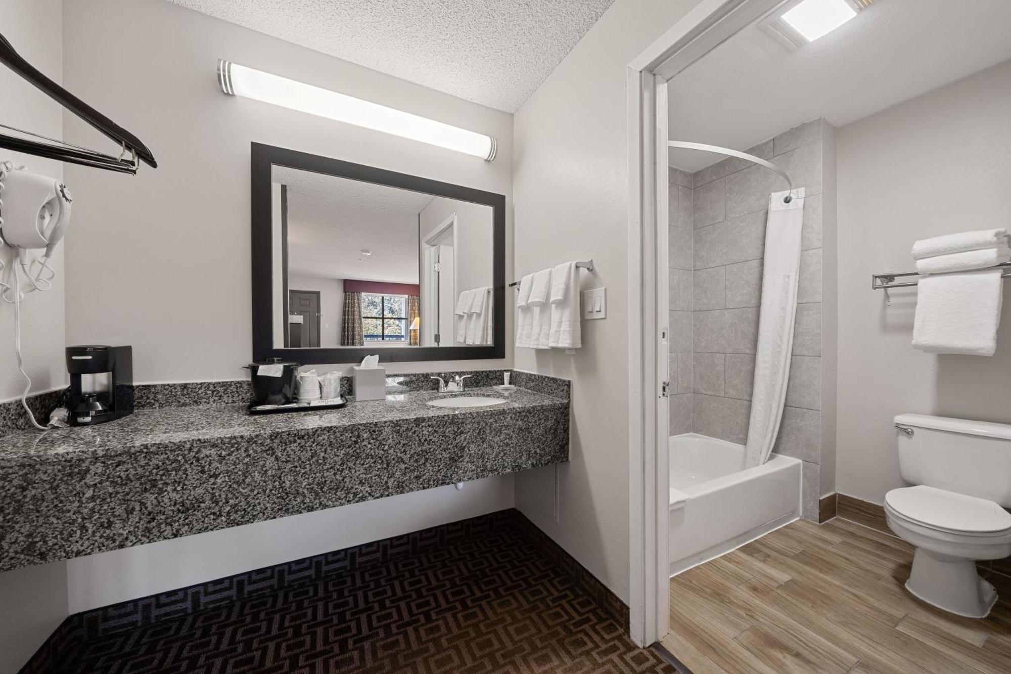 Days Inn By Wyndham Round Rock Εξωτερικό φωτογραφία