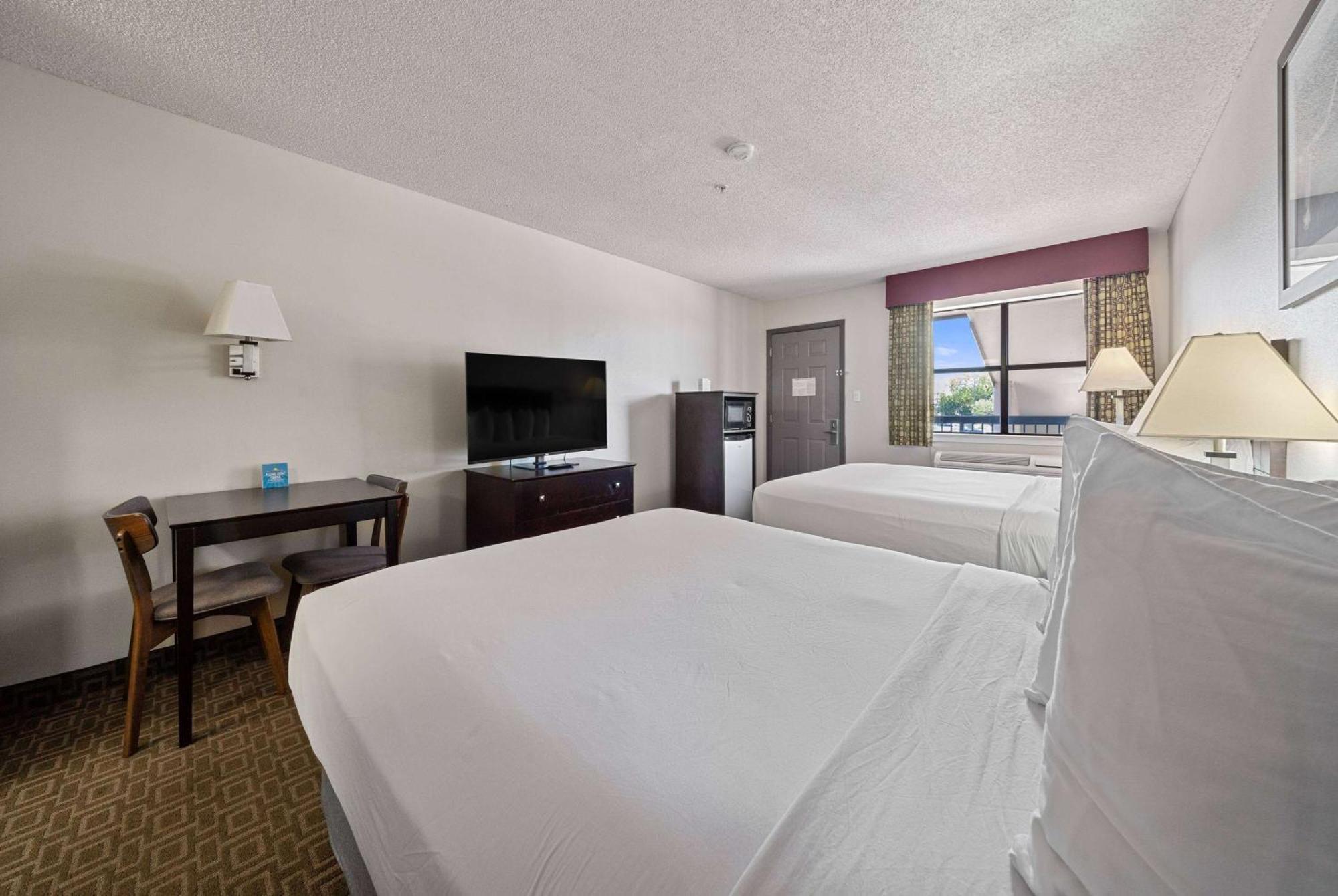 Days Inn By Wyndham Round Rock Εξωτερικό φωτογραφία