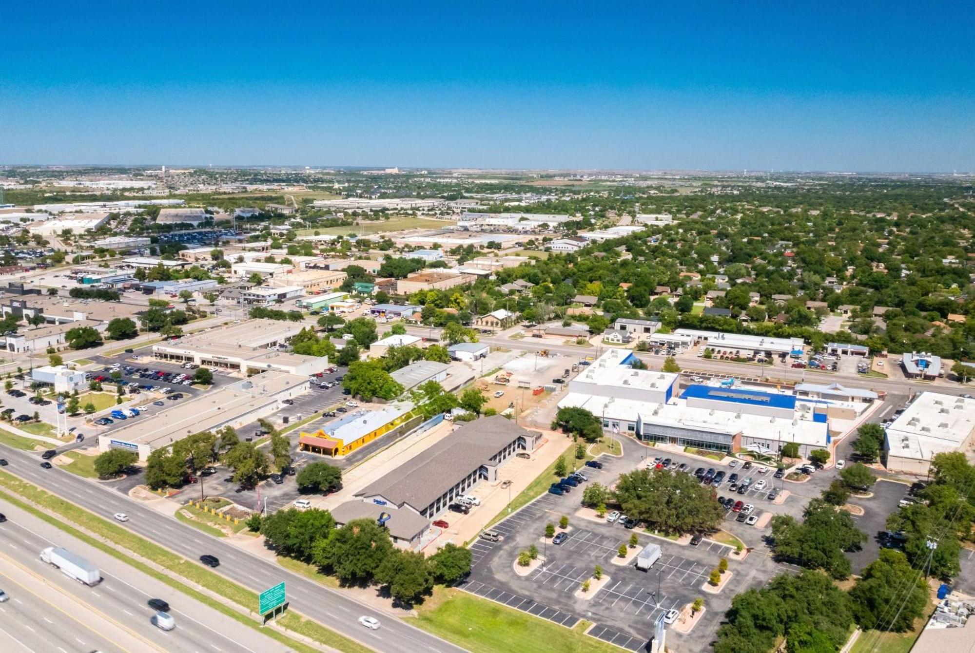 Days Inn By Wyndham Round Rock Εξωτερικό φωτογραφία