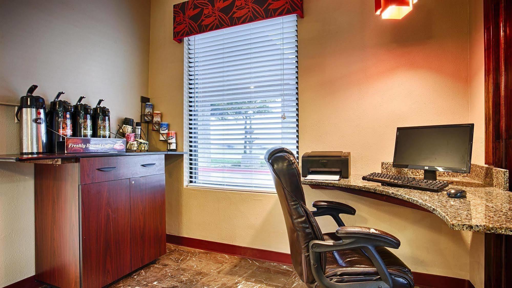 Days Inn By Wyndham Round Rock Εξωτερικό φωτογραφία